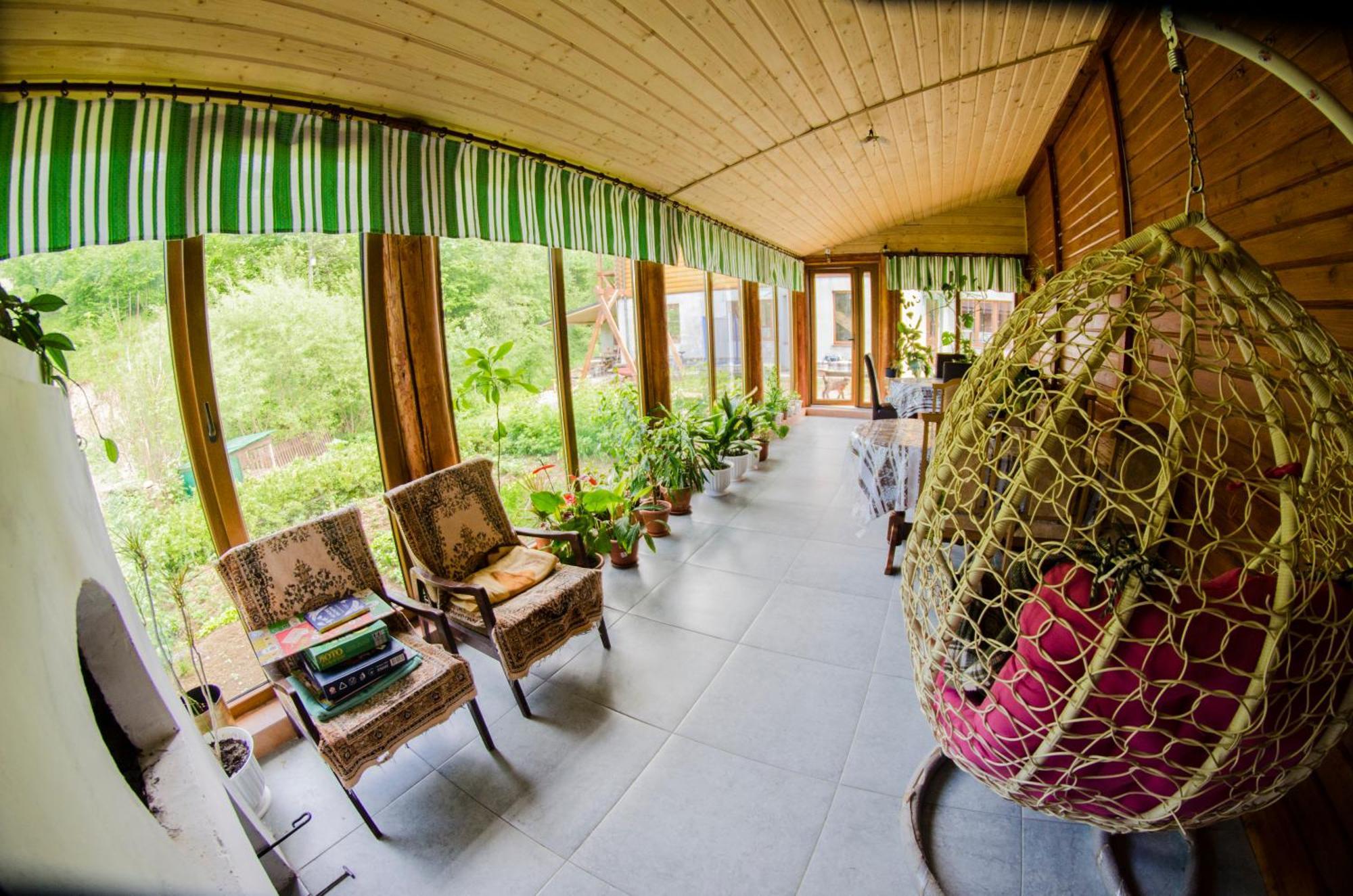 Gostynnyi Dvir U Marichky Otel Lazeshchyna Dış mekan fotoğraf