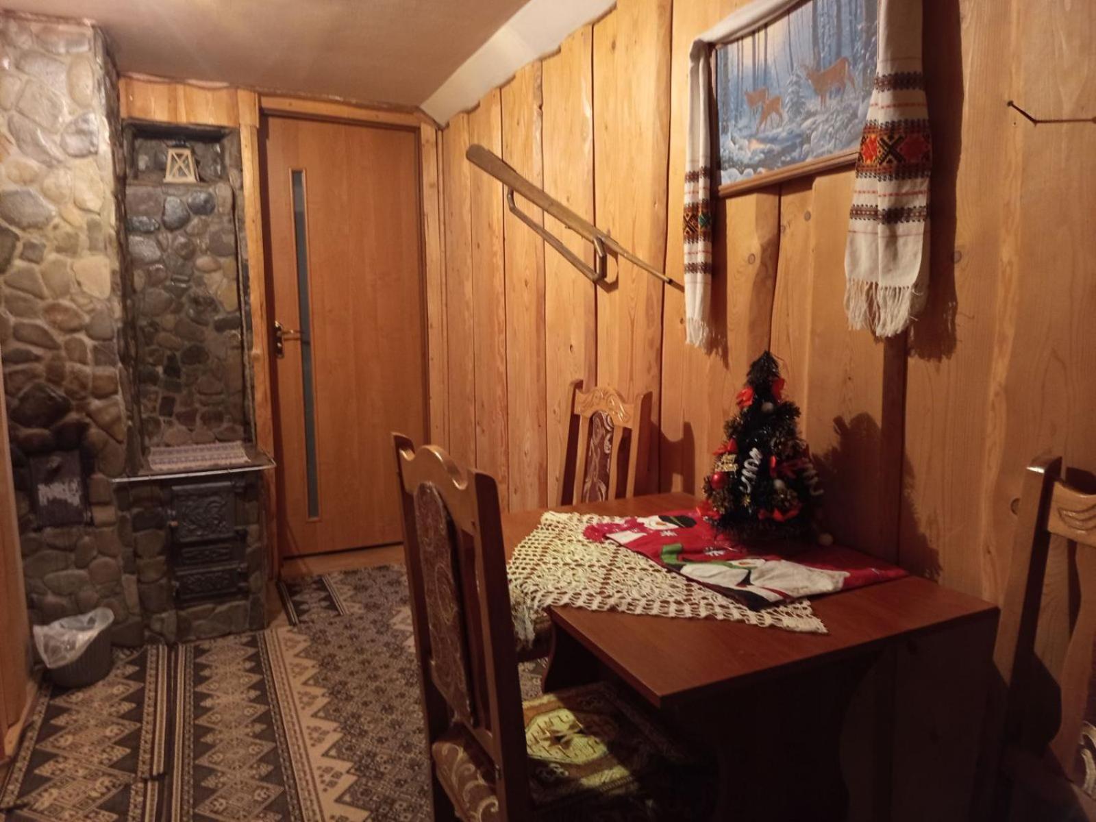 Gostynnyi Dvir U Marichky Otel Lazeshchyna Dış mekan fotoğraf