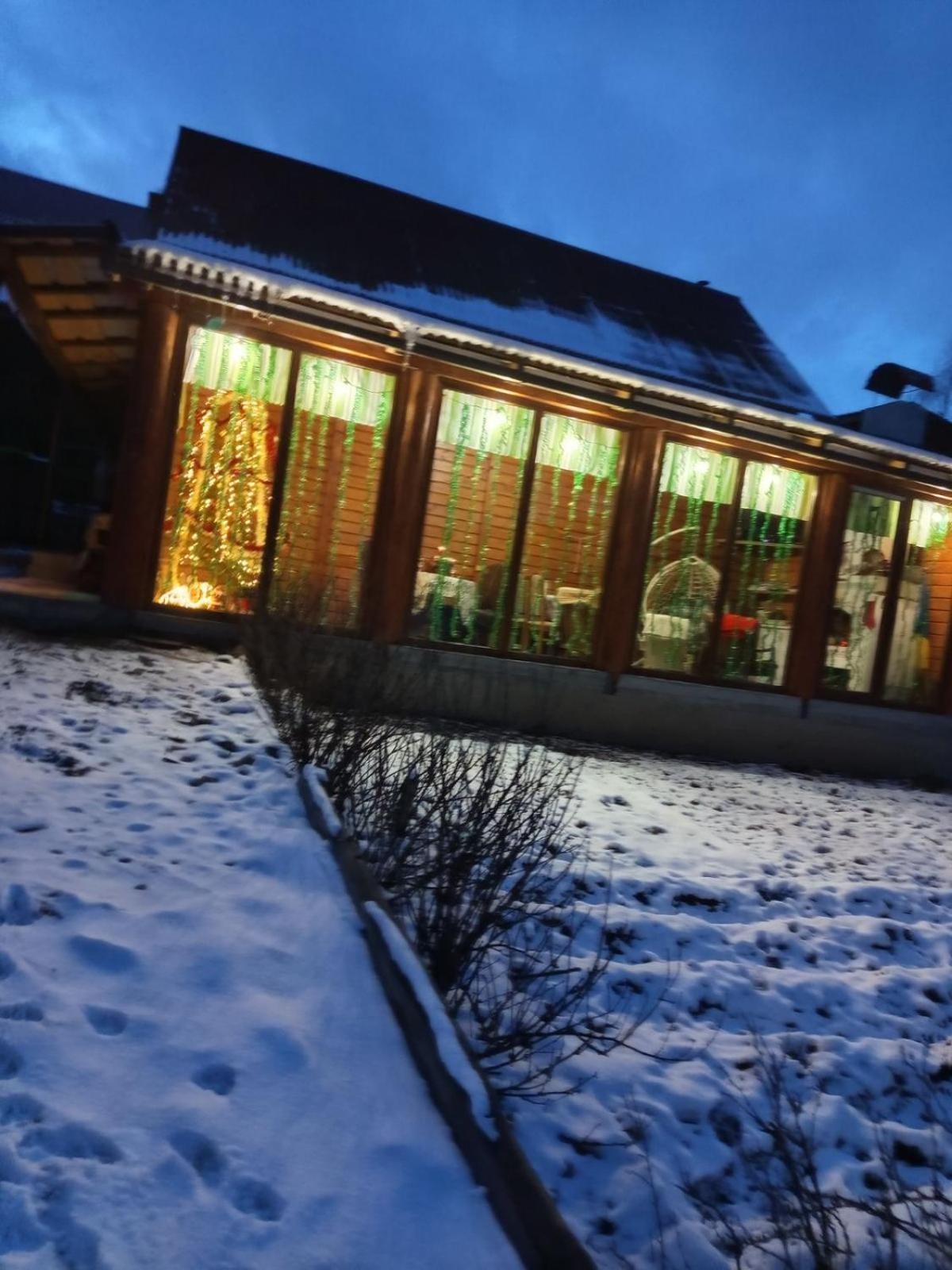 Gostynnyi Dvir U Marichky Otel Lazeshchyna Dış mekan fotoğraf