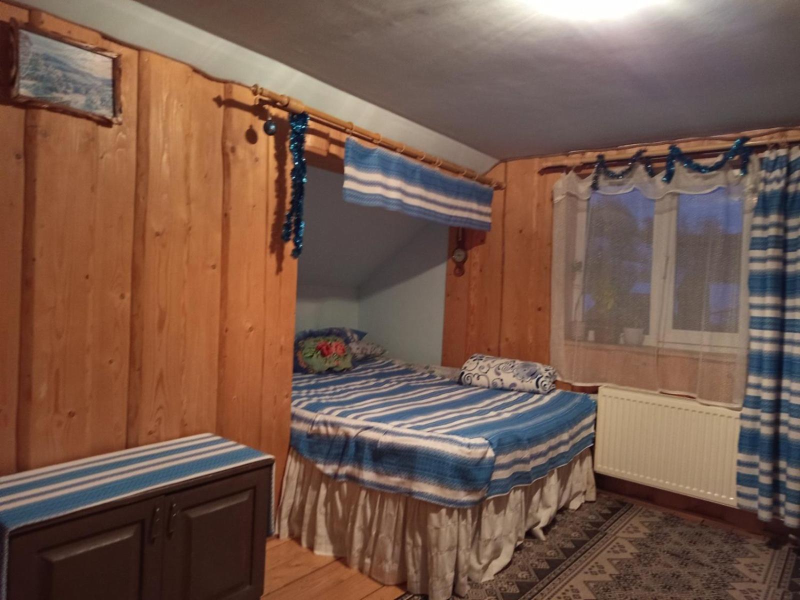 Gostynnyi Dvir U Marichky Otel Lazeshchyna Dış mekan fotoğraf
